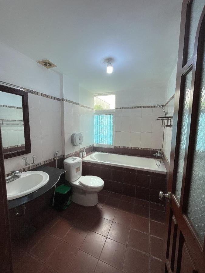 Hotel Nam Son Hai Phong Bagian luar foto